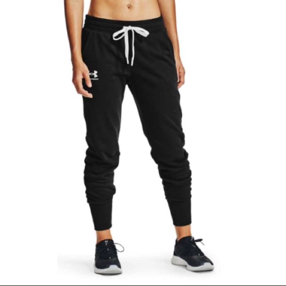 Under Armour Black Joggers Pants ✅Offers